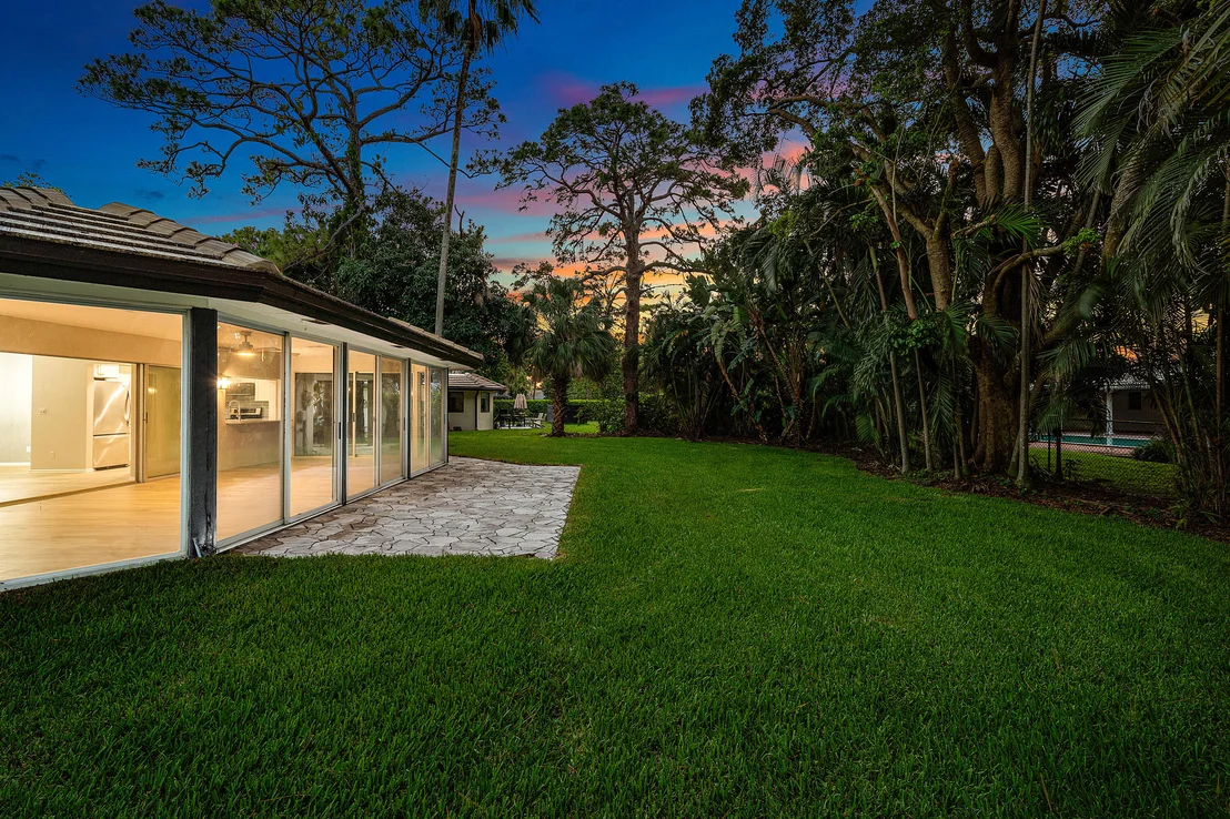 Photo of 433 Pine Villa Drive