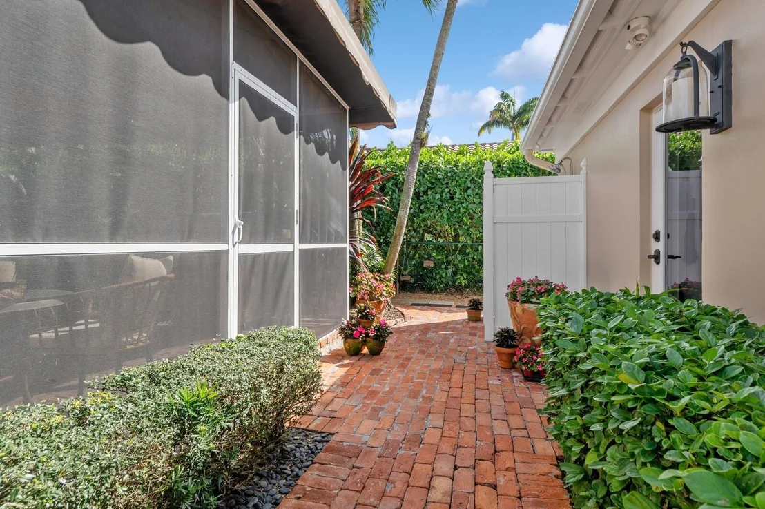 Photo of 11808 Dunes Road