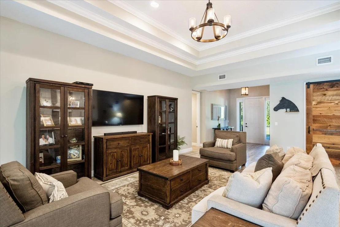 Photo of 2511 Deer Run Boulevard