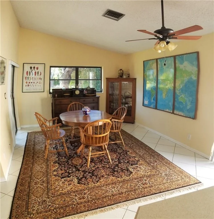 Photo of 21689 Sutters Lane