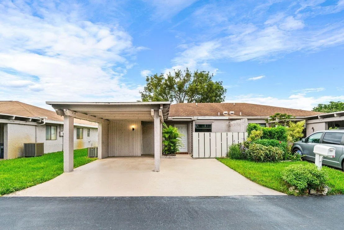 Photo of 6844 Moonlit Drive