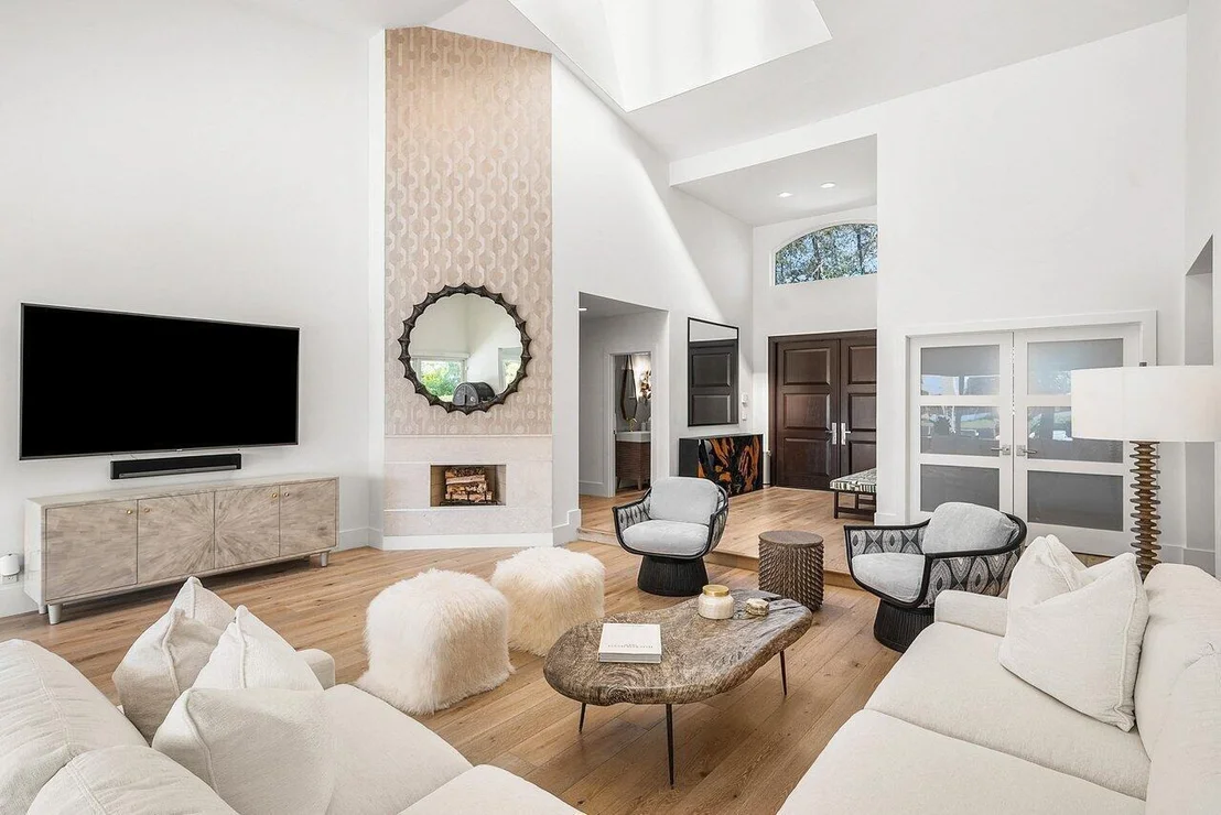 Photo of 215 Island Drive