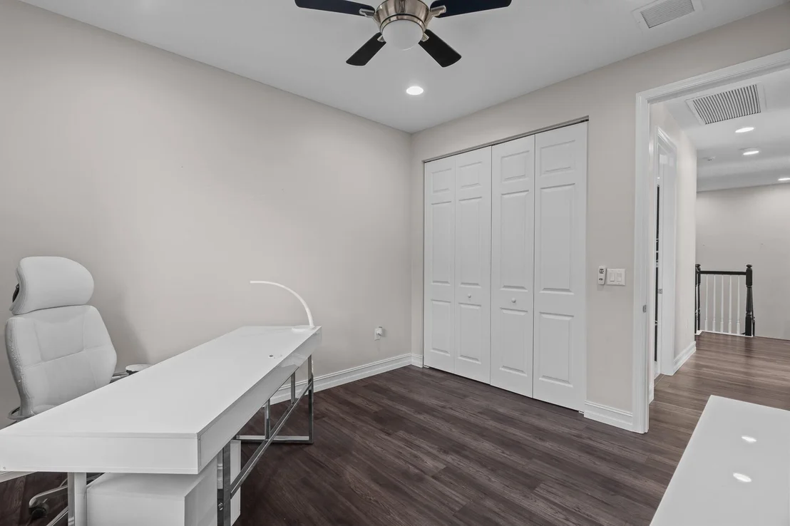 Photo of 8095 Baltic Amber Road