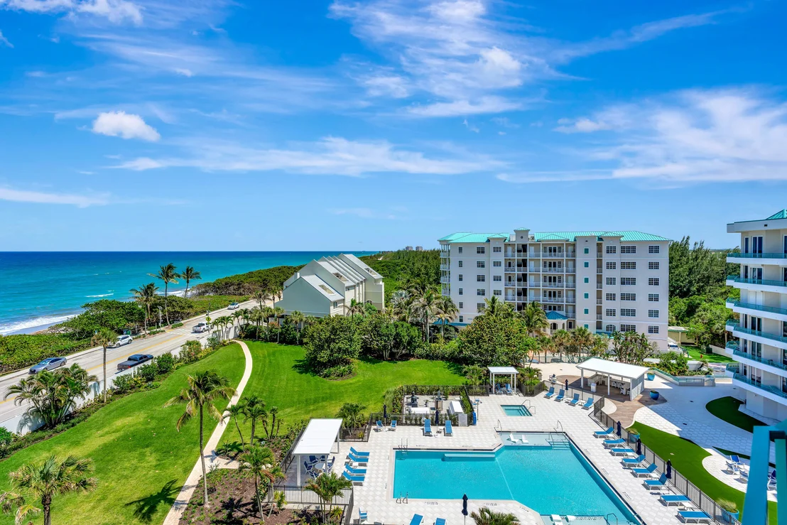 Photo of Unit 603 at 2000 S Highway A1a