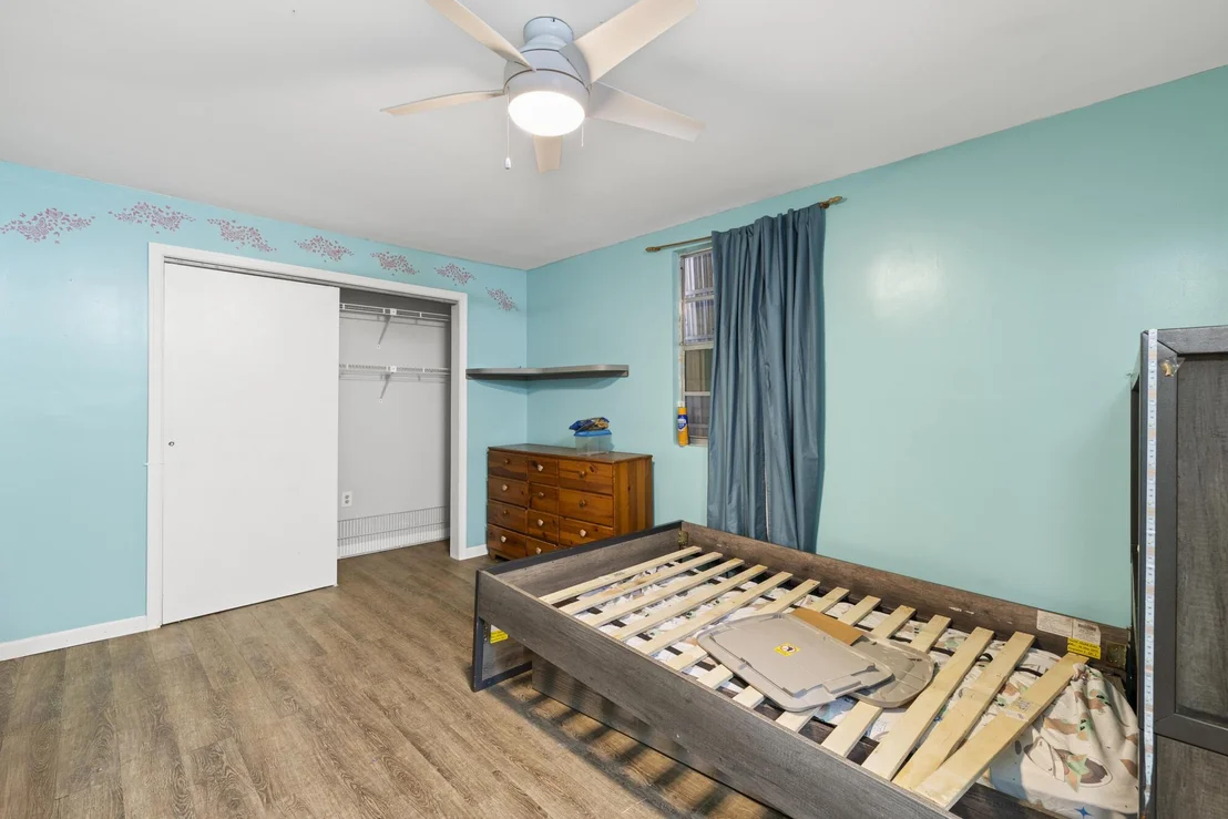 Photo of 4838 Coconut Road
