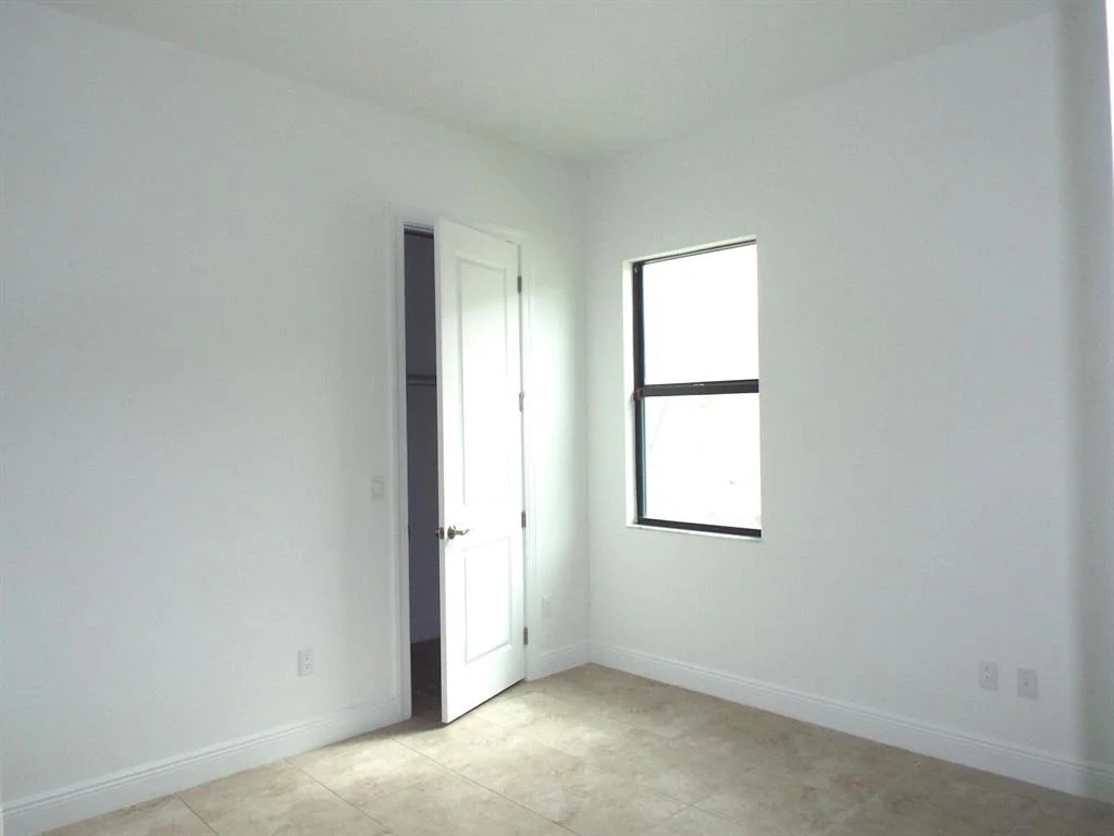 Photo of 15968 Key Biscayne Lane