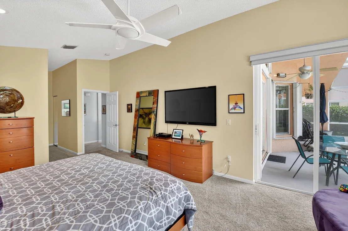 Photo of 7844 Ambleside Way