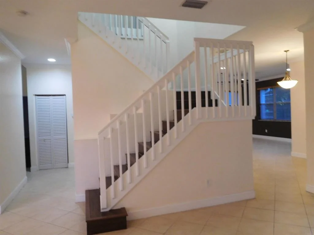 Photo of 5515 Mainship Drive