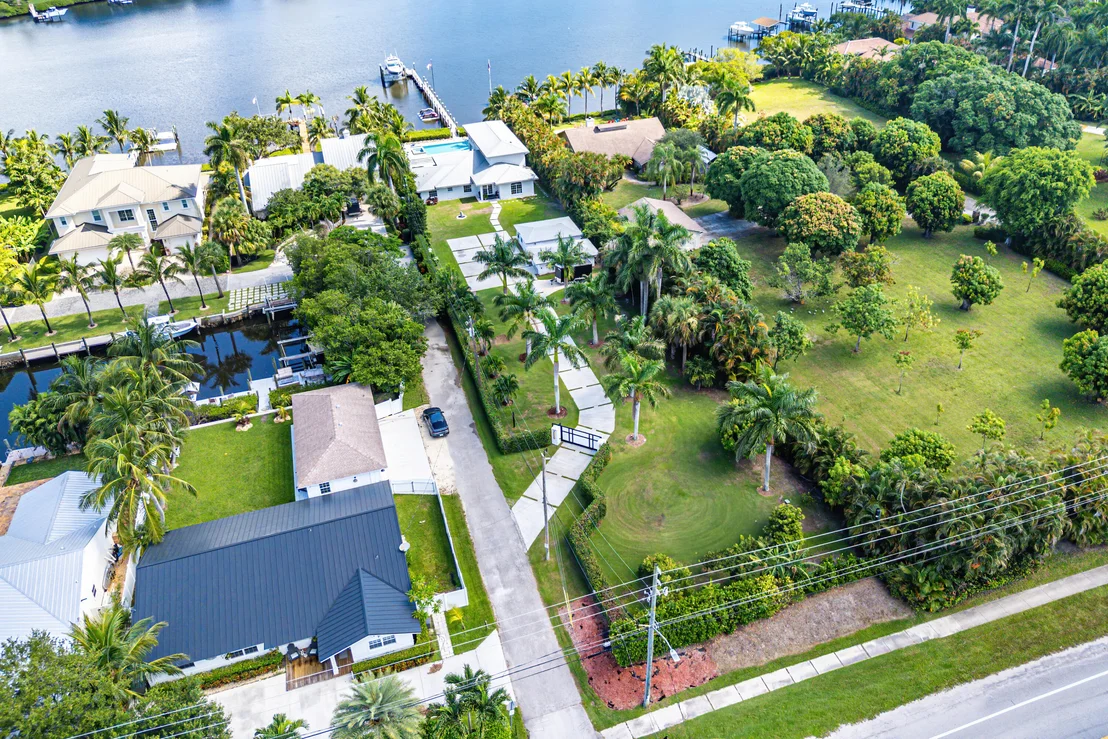 Photo of 5447 Center Street