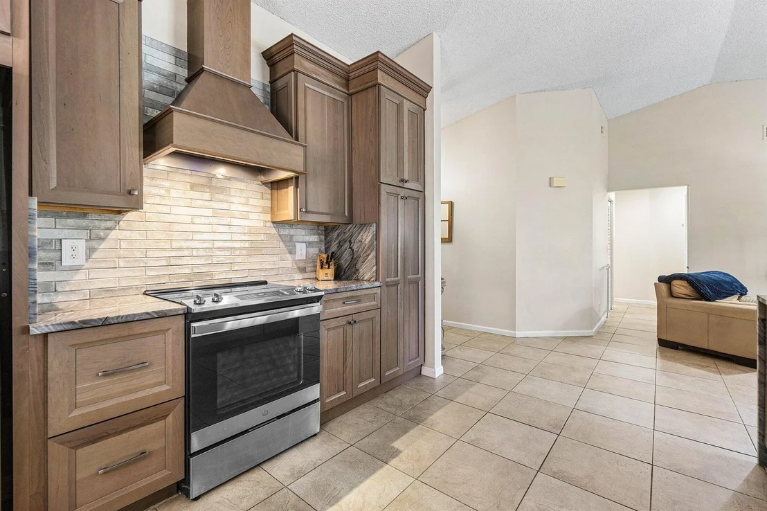 Photo of 5155 Rosen Boulevard