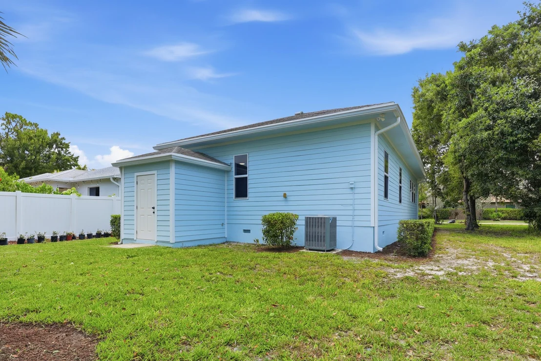 Photo of 18066 Limestone Creek Road