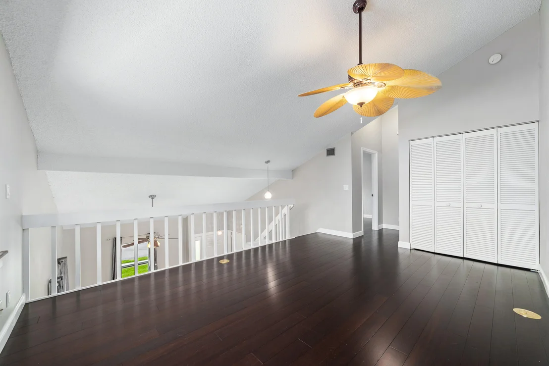Photo of 333 Maplecrest Circle