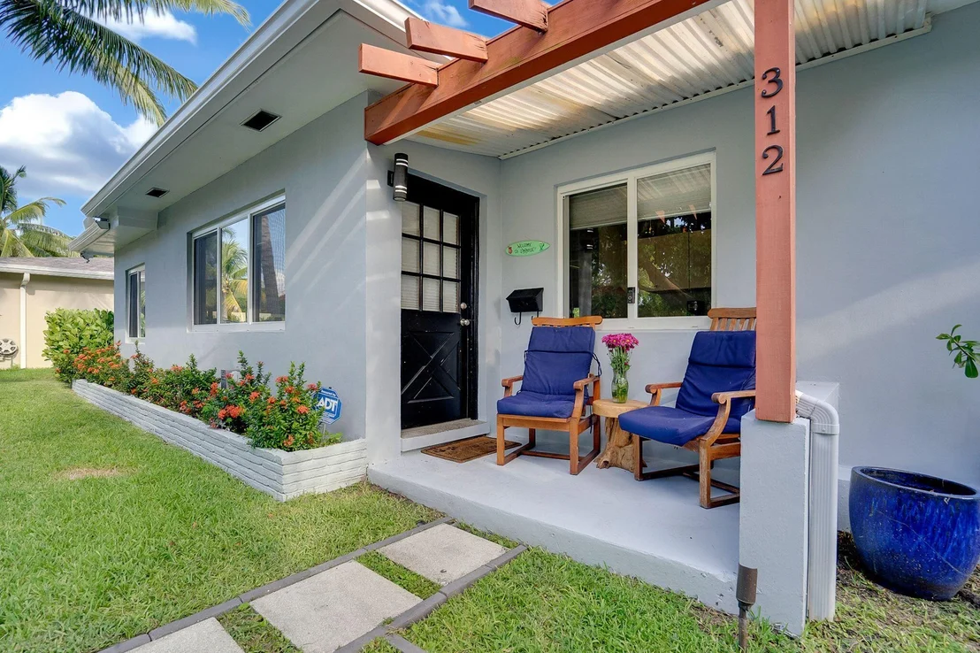 Photo of 312 Gulfstream Boulevard