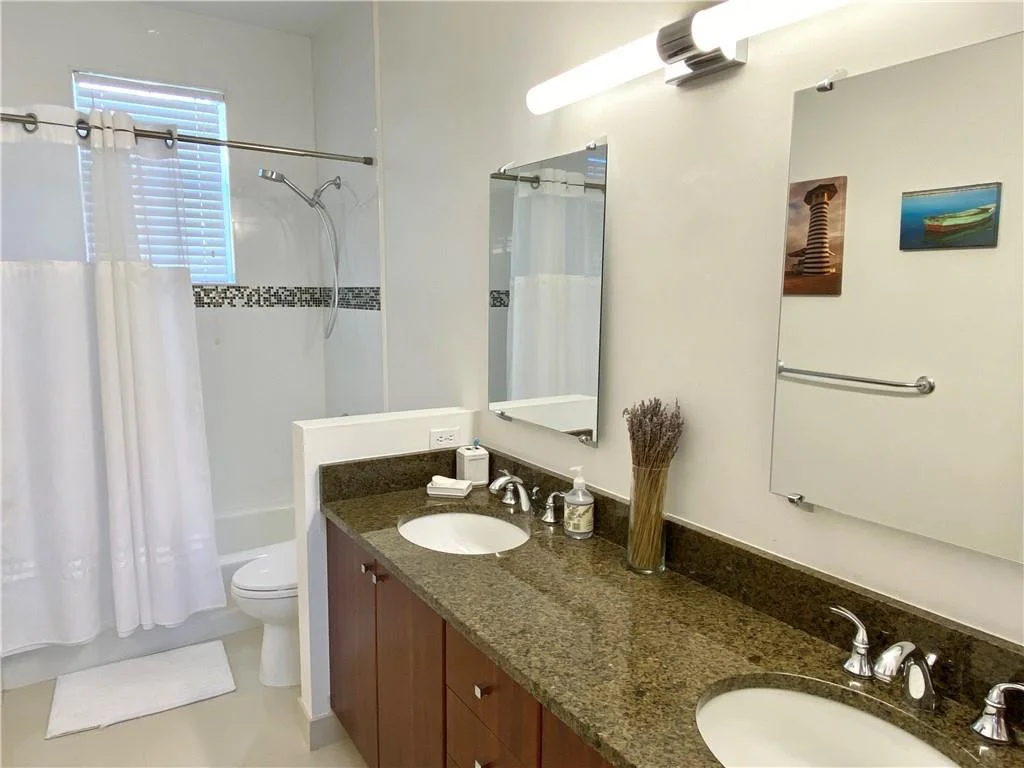 Photo of 6676 Portside Drive
