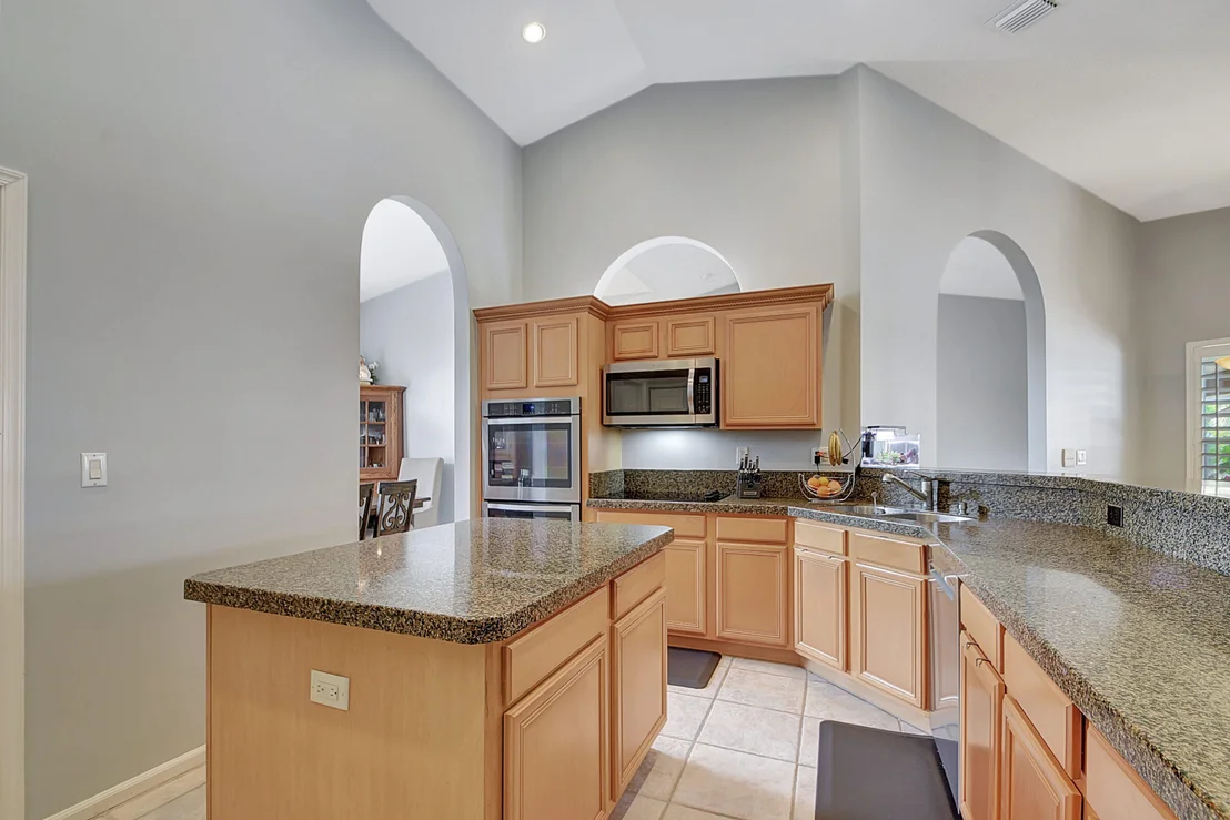 Photo of 15915 Edgefield Road