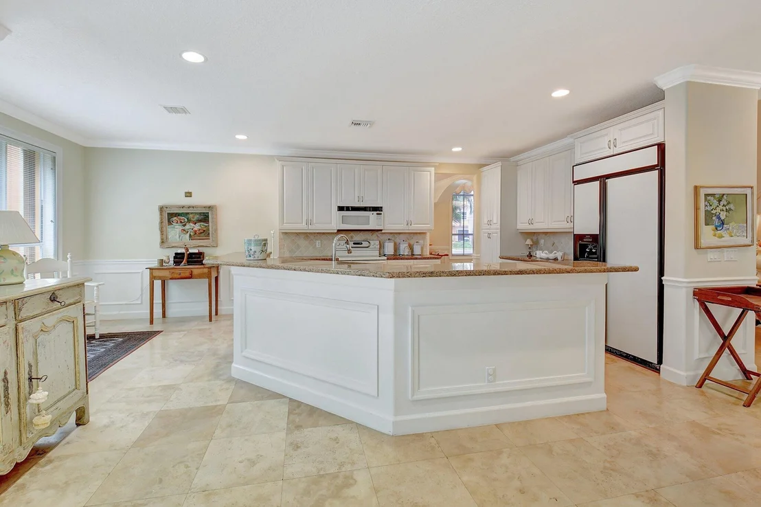 Photo of 4899 N Classical Boulevard