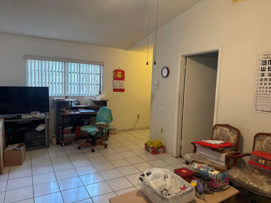 Photo of 2446 W 70th Place