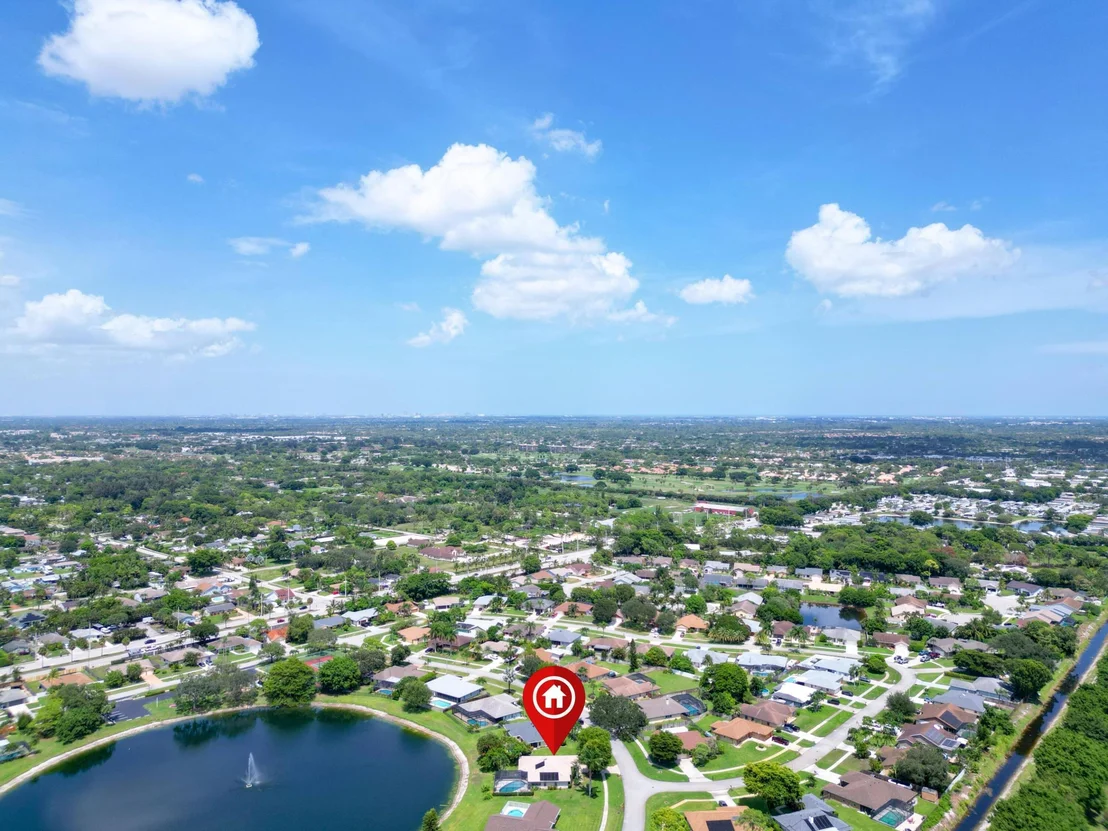Photo of 7431 Hazelwood Circle