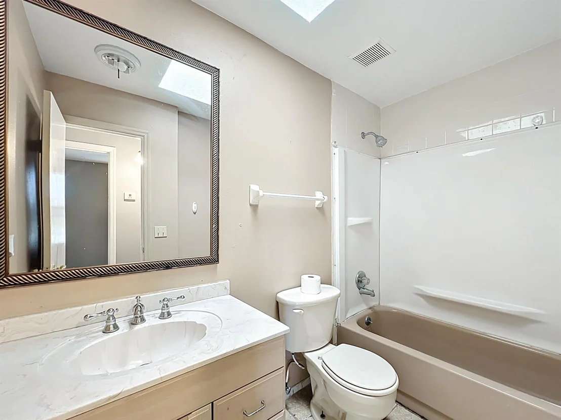 Photo of 50 Cedar Road