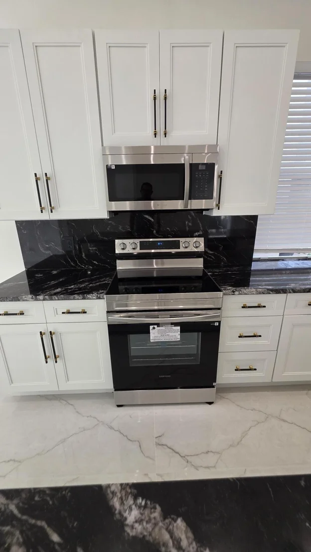 Photo of 7098 CHESAPEAKE Circle