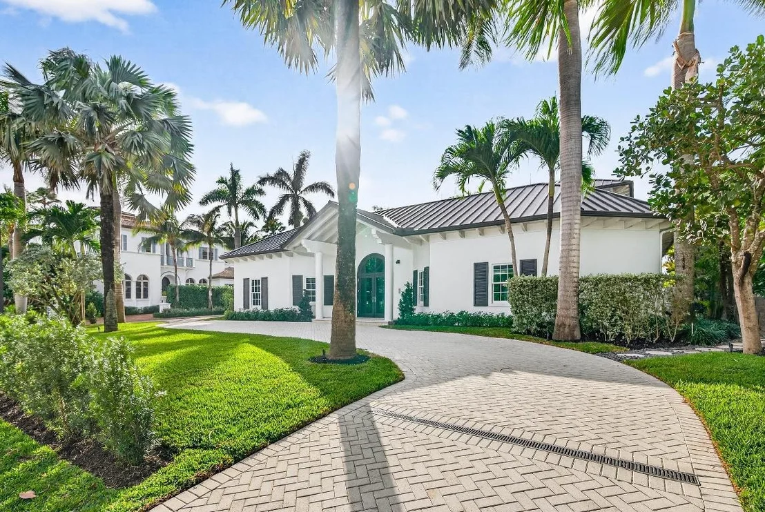 Photo of 720 N Ocean Boulevard