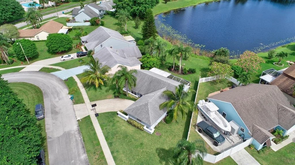Photo of 1840 Edgewater Drive