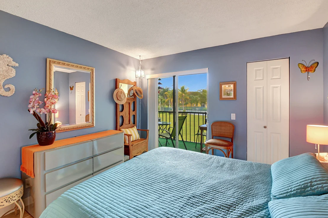 Photo of Unit 512 at 512 Meadows Circle