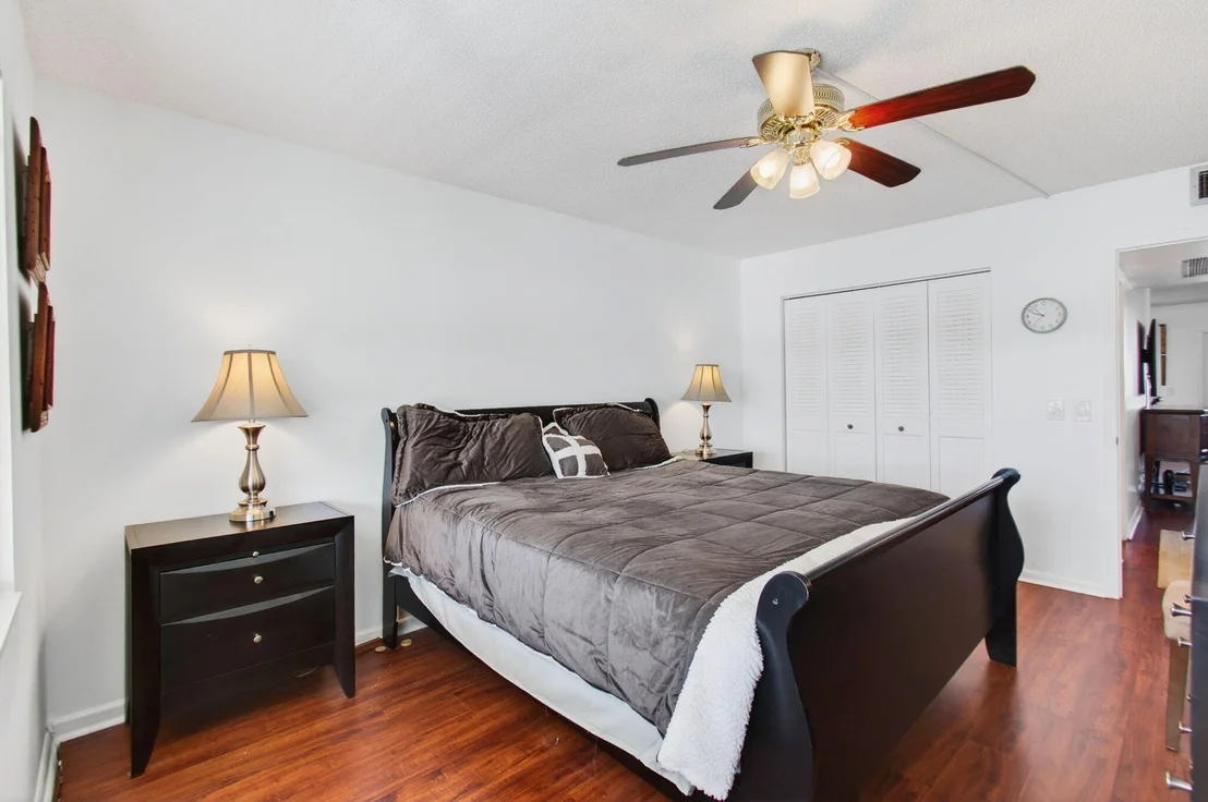 Photo of 2035 Cornwall B