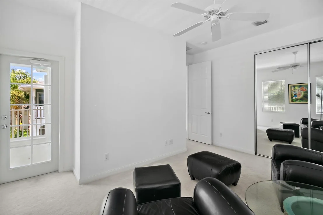 Photo of 2616 E Community Drive