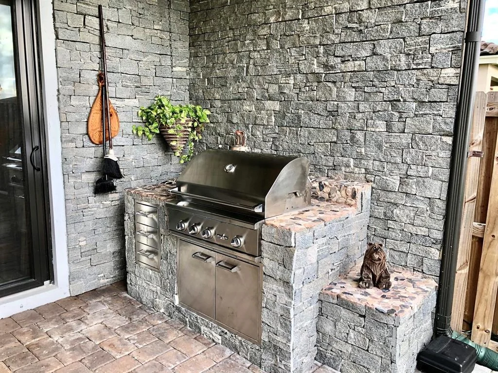 Photo of 4591 Sandy Cove Terrace