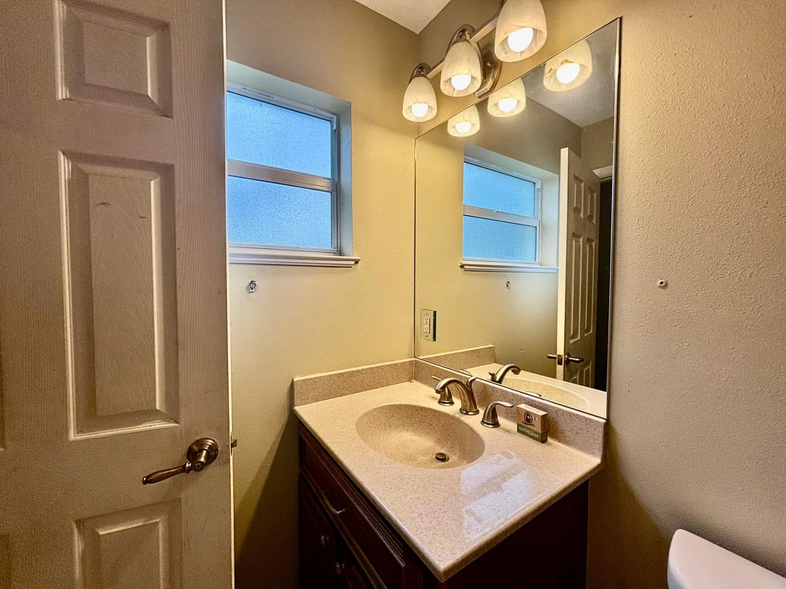 Photo of 4003 SE 26th Street