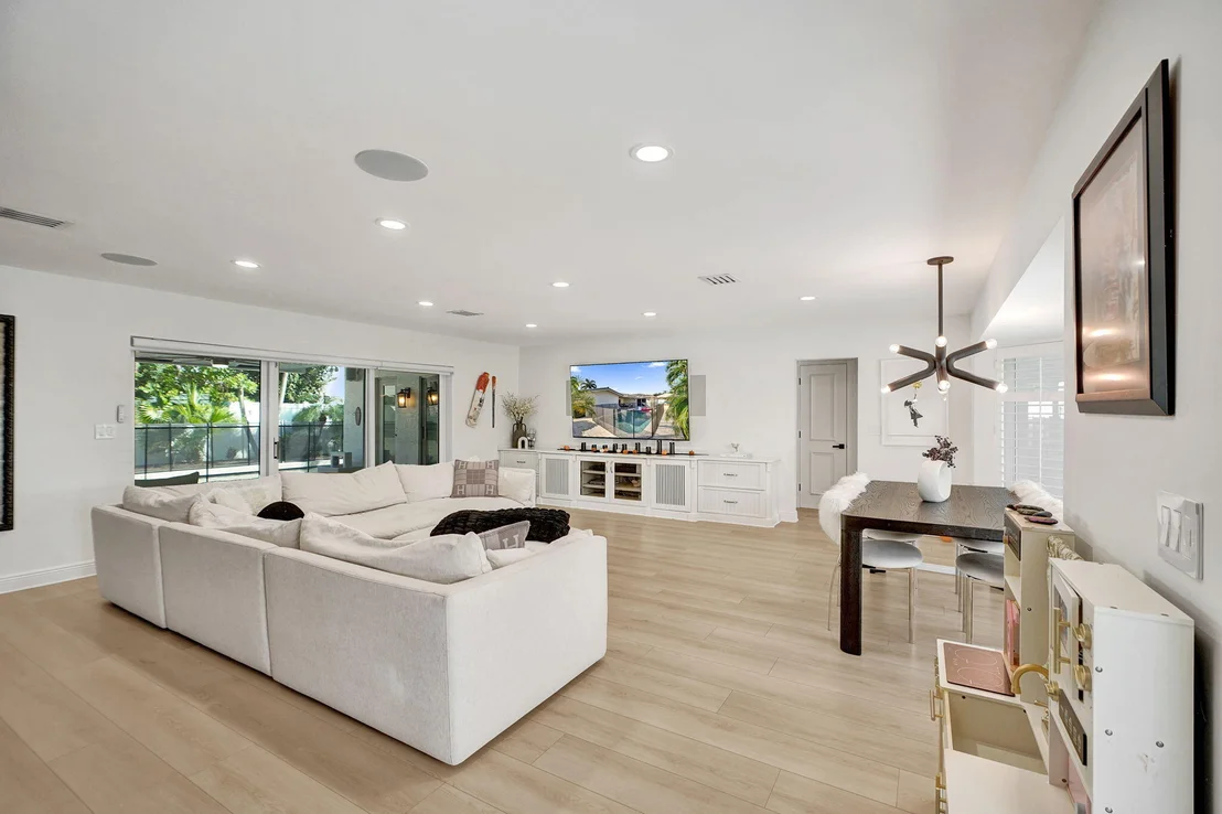 Photo of 4200 NE 22ND Terrace