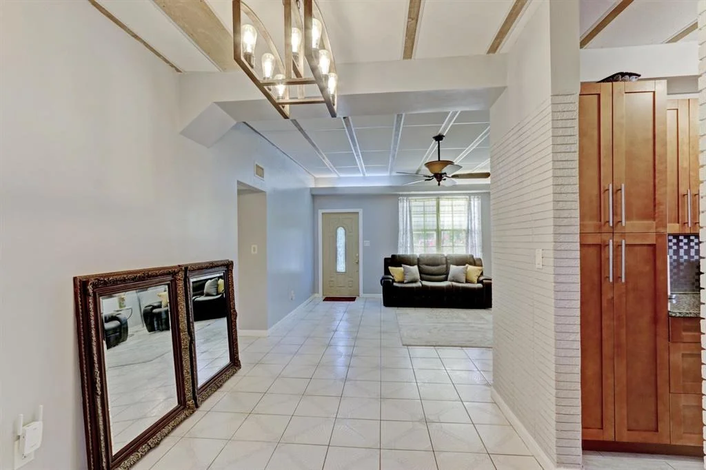 Photo of 822 Burch Drive