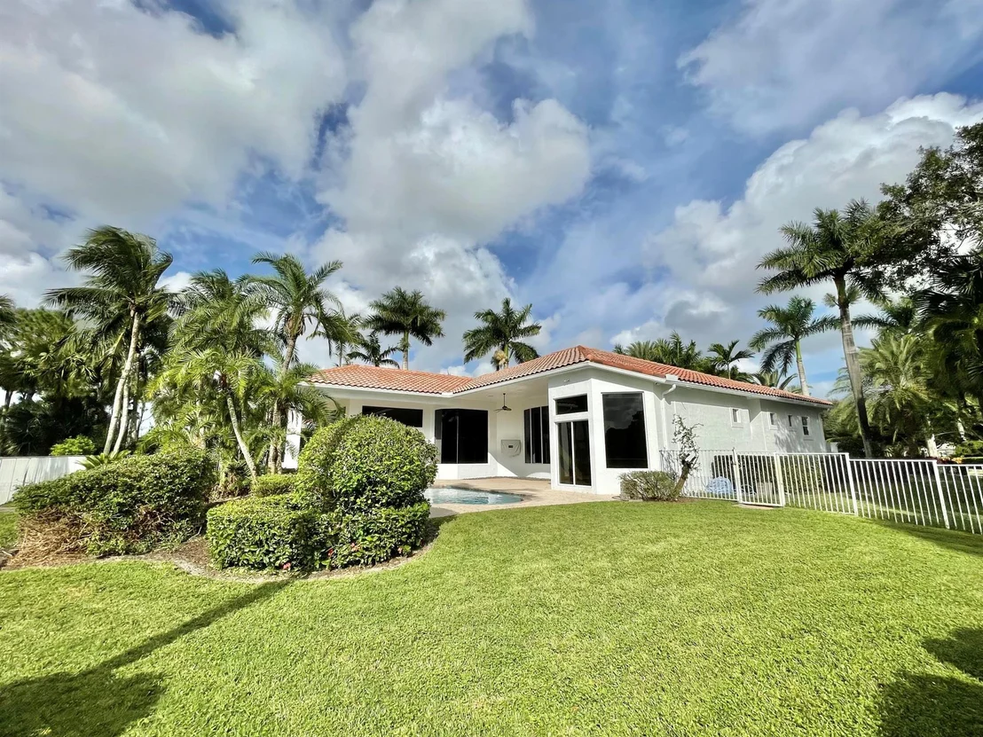 Photo of 1186 Breakers West Boulevard