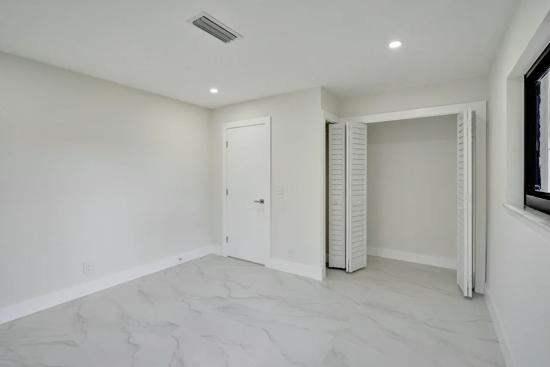 Photo of 728 Heron Drive