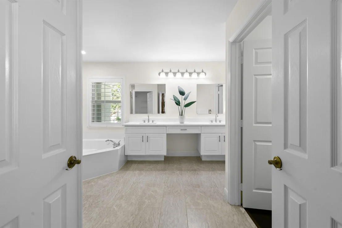 Photo of 369 Magnolia Drive