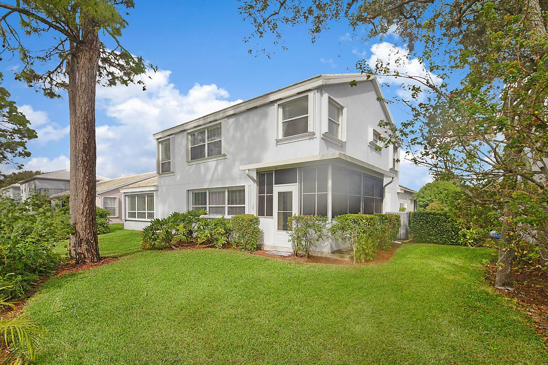 Photo of 8753 SE Riverfront Terrace