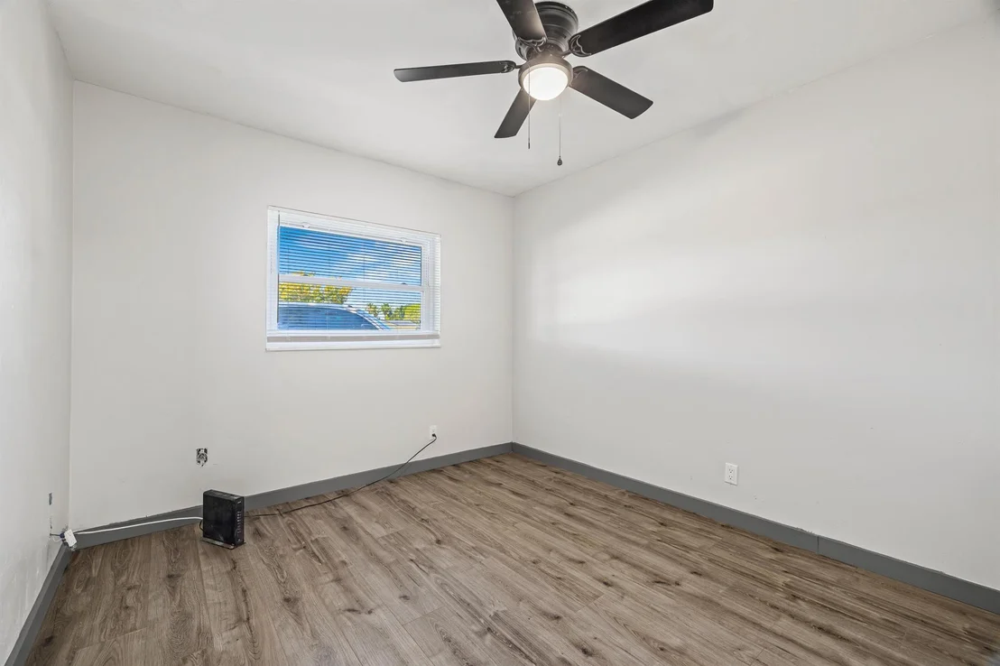 Photo of 6961 Southgate Boulevard