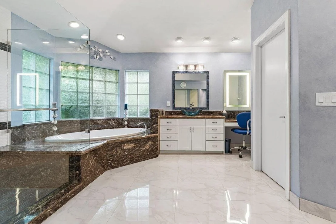 Photo of 10369 Silver Lake Drive