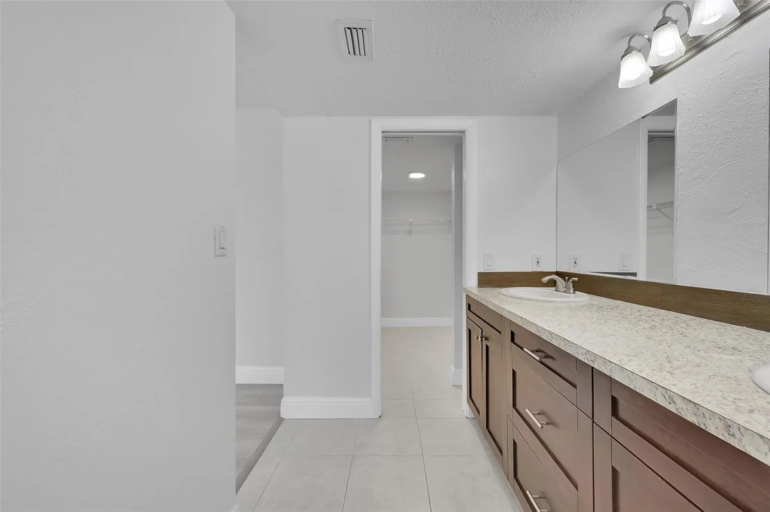 Photo of Unit 407 at 8020 Hampton Boulevard