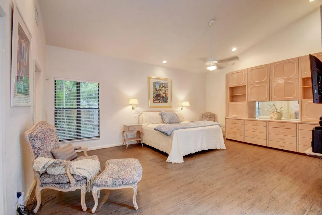 Photo of 4567 NW 25th Way