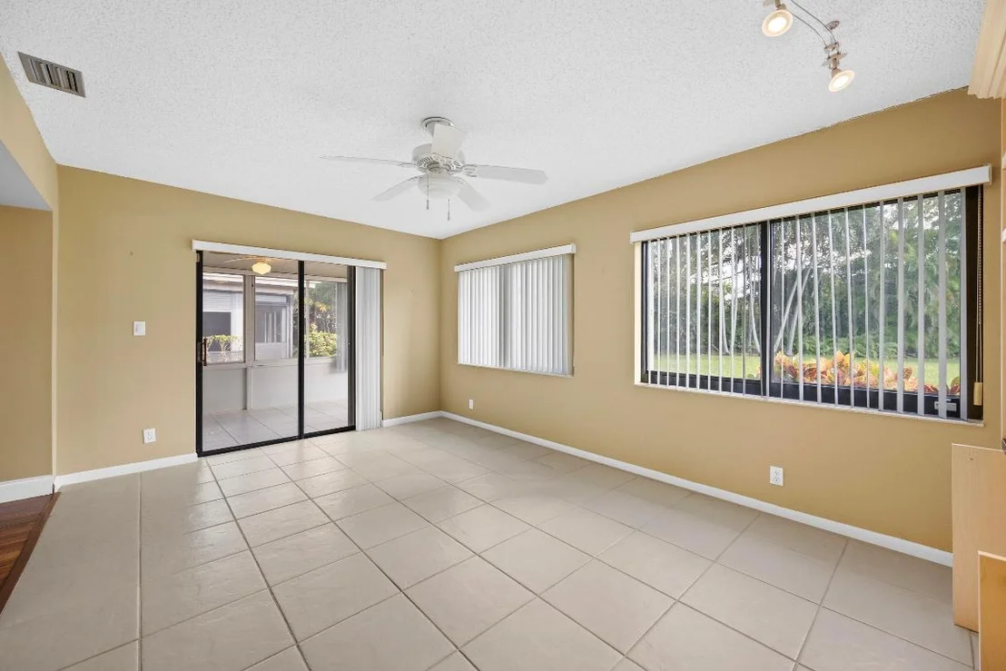 Photo of 7974 Cloverfield Circle