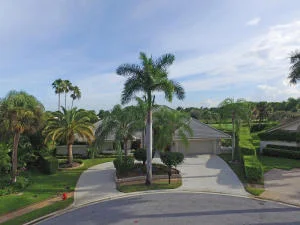 Photo of 7677 Stonehaven Lane