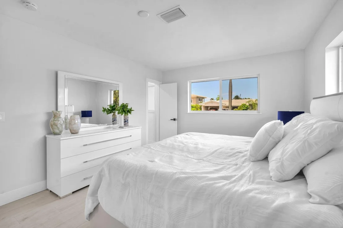 Photo of 301 SE 5th Terrace