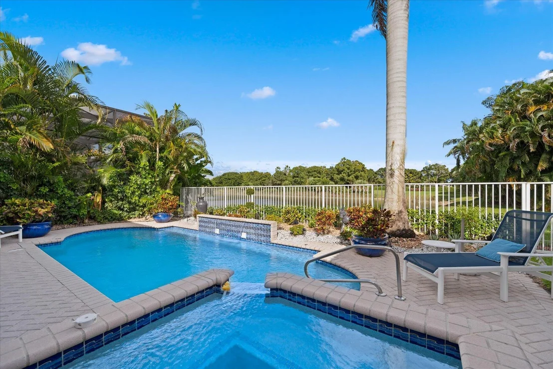 Photo of 10463 Laurel Estates Lane