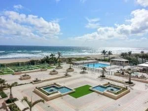 Photo of Unit 4E at 2000 S Ocean Boulevard