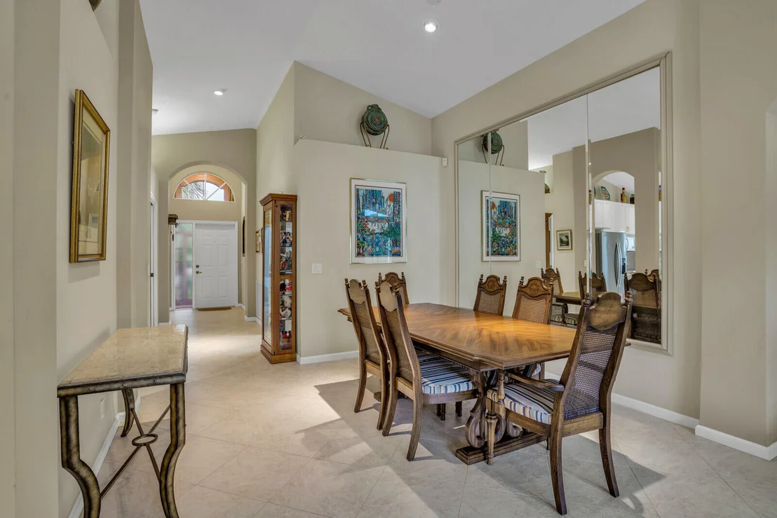Photo of 7101 Haviland Circle