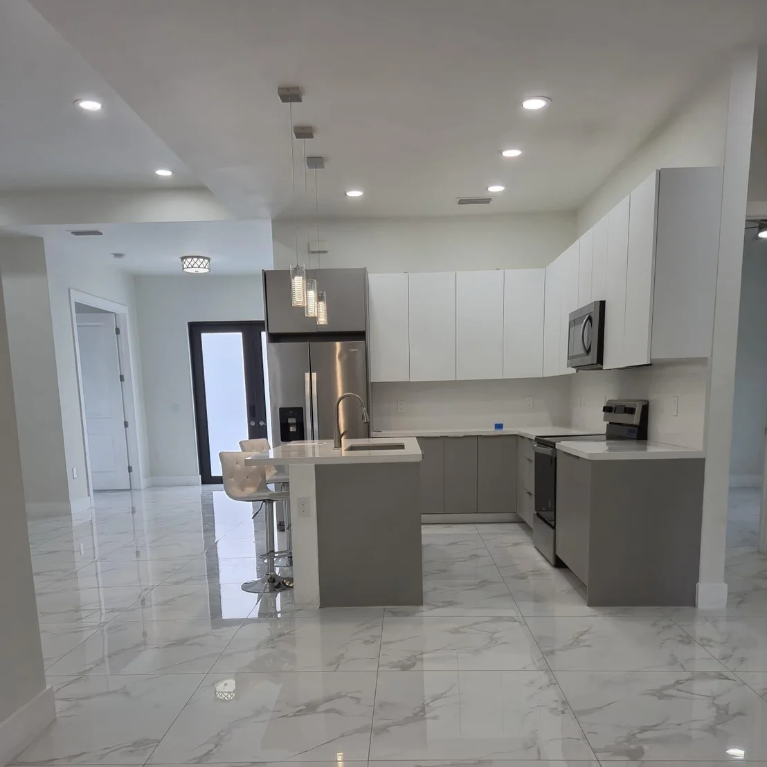 Photo of 1251 Nimitz Boulevard
