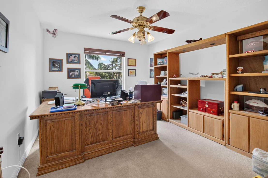 Photo of 7541 DOWNWINDS Lane