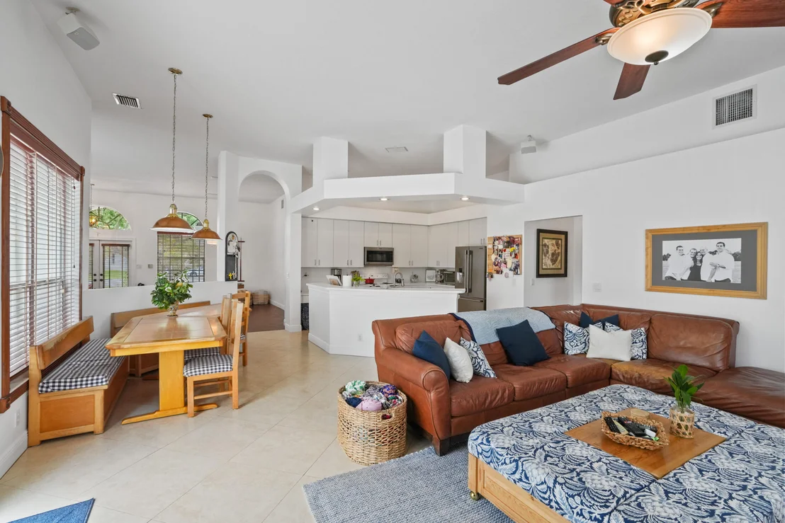 Photo of 16245 Seneca Circle